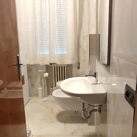 Residenza Cecchini * 리미니